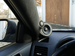 Auto HiFi Einbaubeispiel im Mitsubishi Lancer